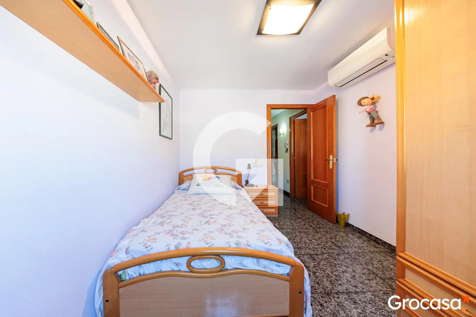Bedroom of Houses for sale in Terrassa  with Air Conditioner, Heating and Terrace