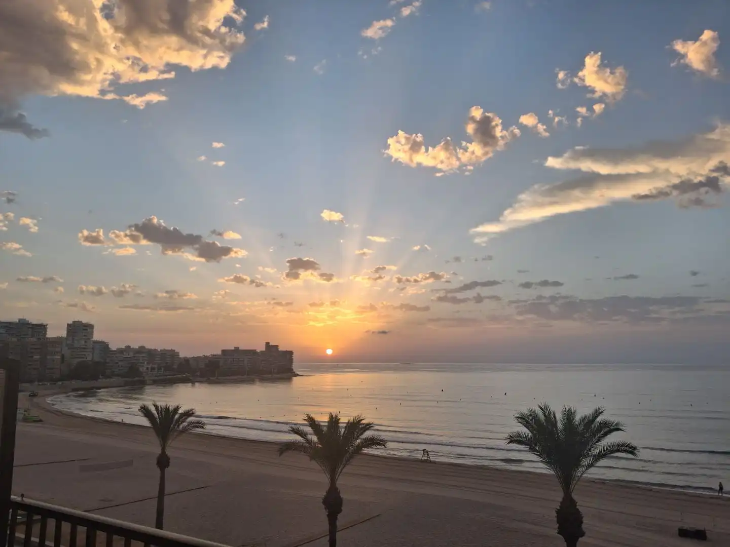 Exterior view of Flat for sale in El Campello  with Air Conditioner and Balcony
