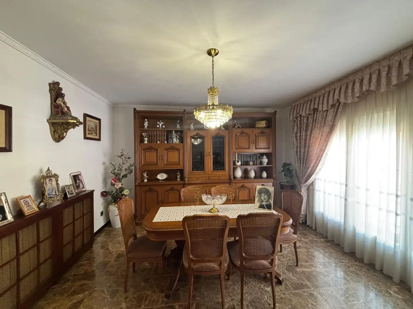 Menjador de Casa o xalet en venda en Sabadell amb Calefacció, Terrassa i Balcó