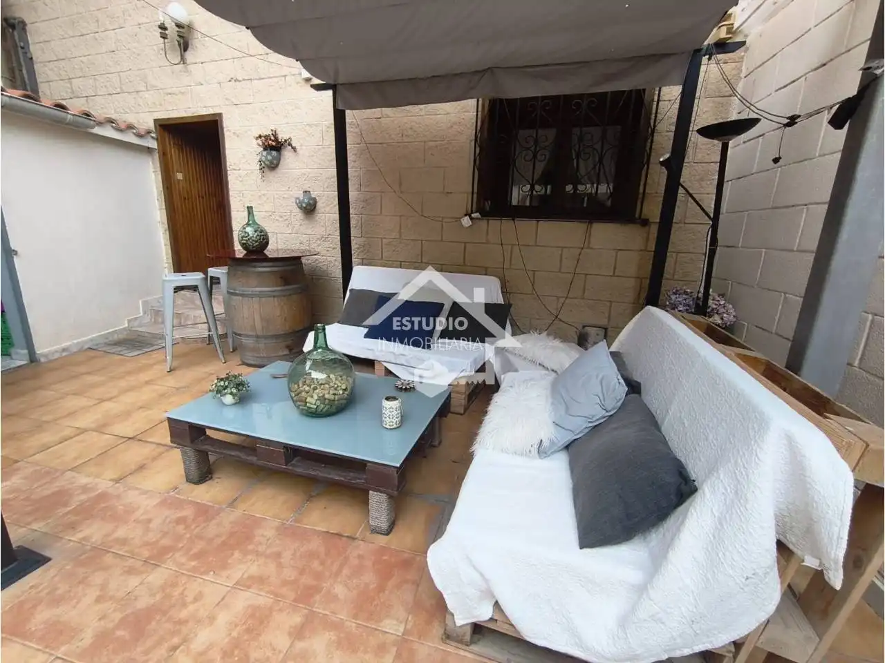 Terrassa de Casa o xalet en venda en Bañares, La Rioja