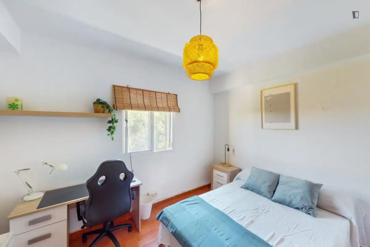 Bedroom of Apartments for share in Jerez de la Frontera  with Furnished, Washing machine and Microwave