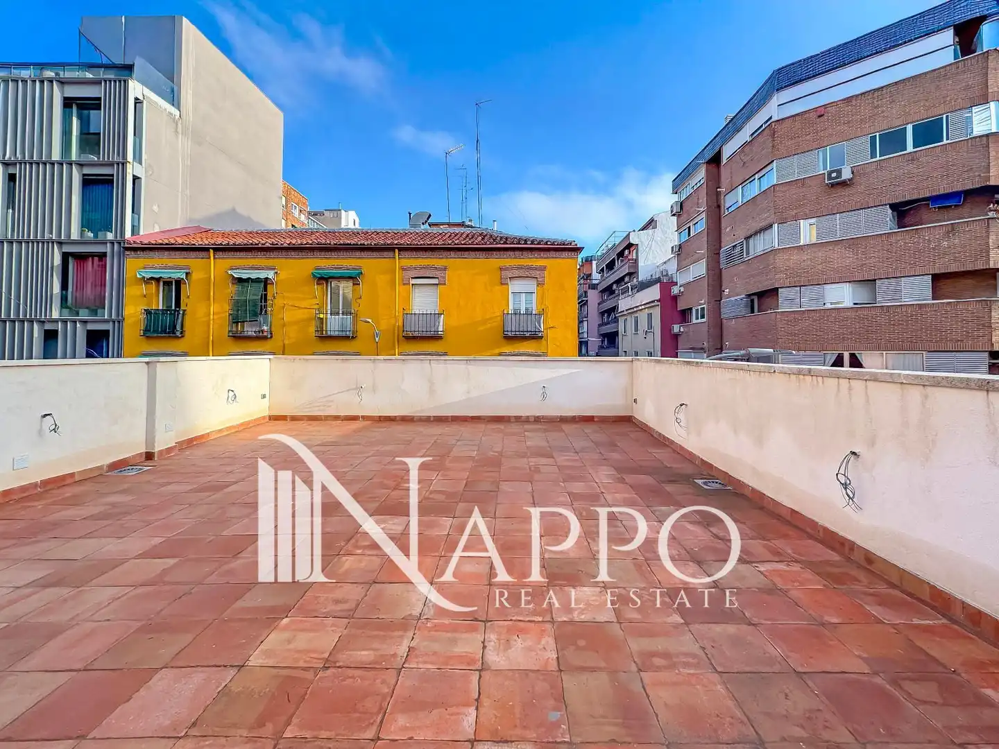 Terrassa de Casa adosada en venda en Madrid amb Aire condicionat, Calefacció i Terrassa