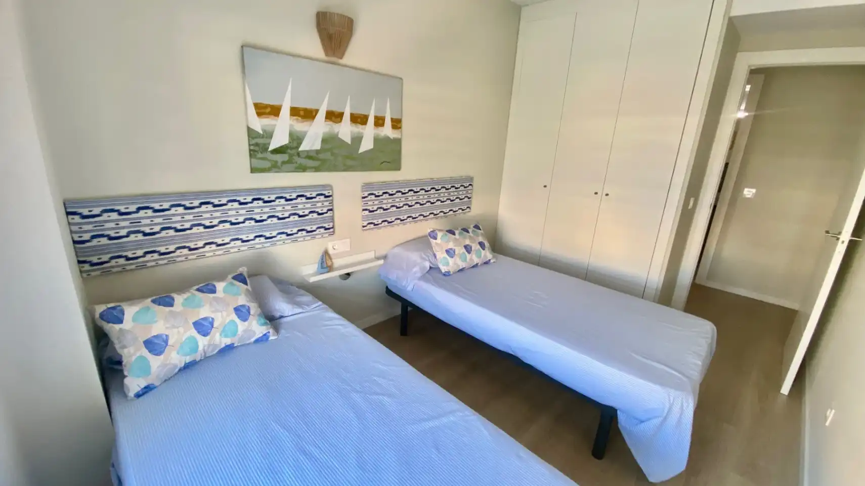 Bedroom of Apartments for sale in El Puerto
