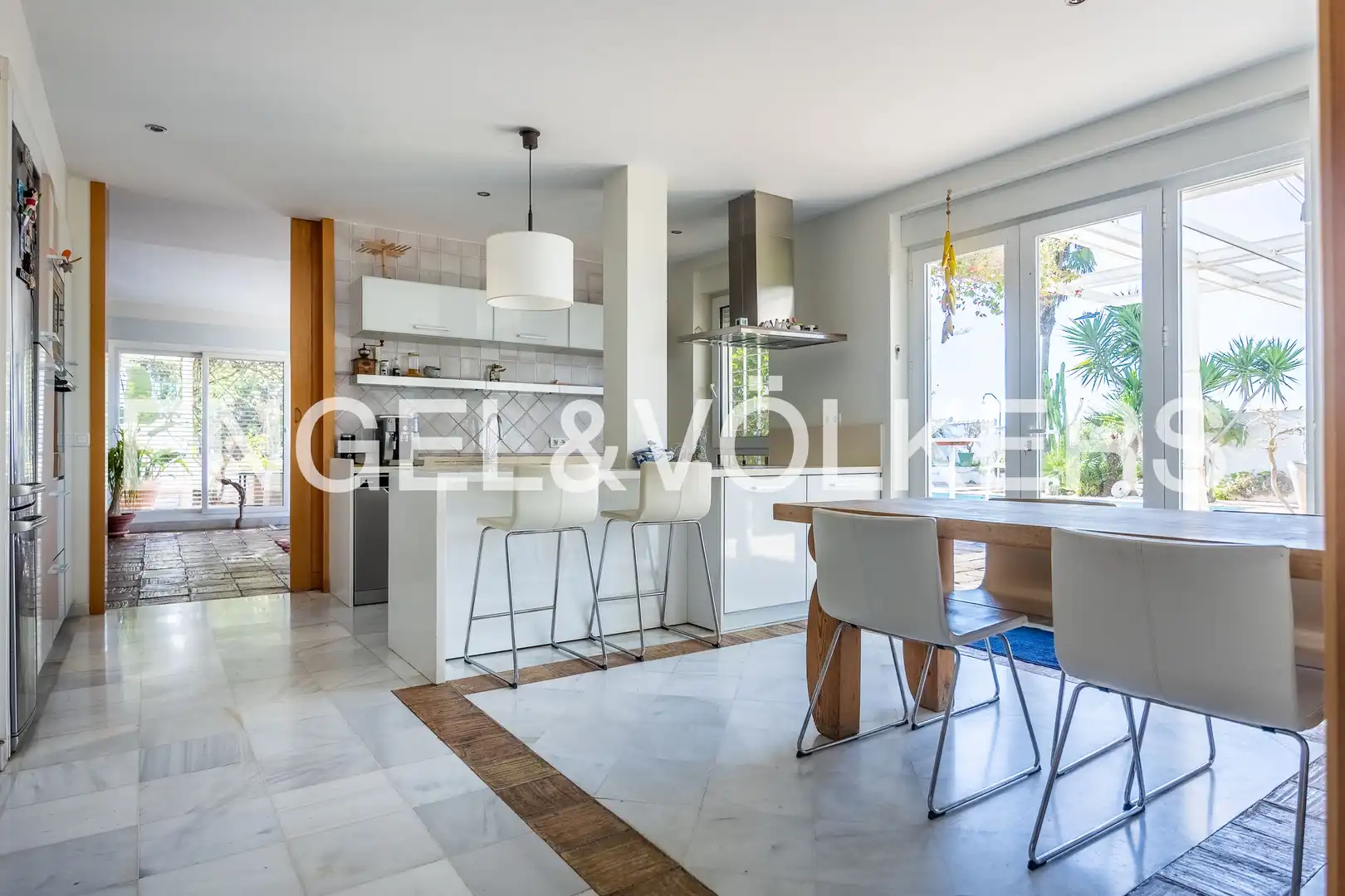 Kitchen of Houses for sale in Valencina de la Concepción  with Air Conditioner, Heating and Private garden