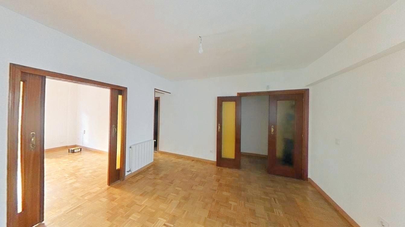 Piso en venta en  Madrid Capital con Terraza y Horno