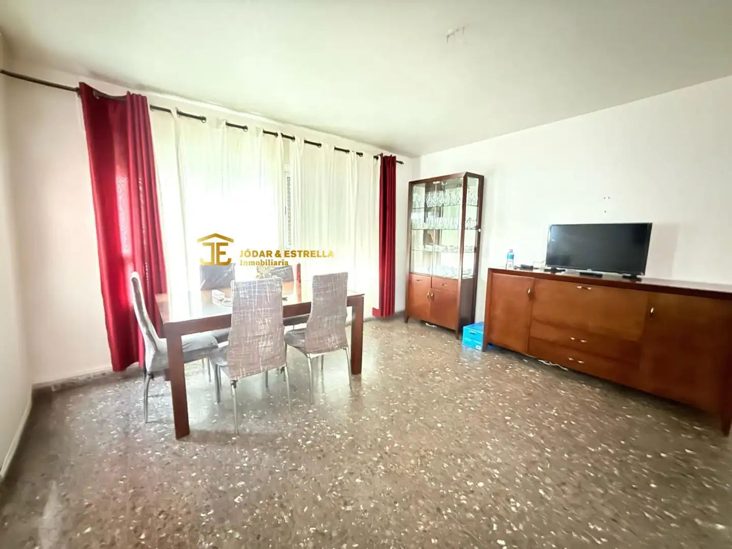 Piso en venta en Sutullena