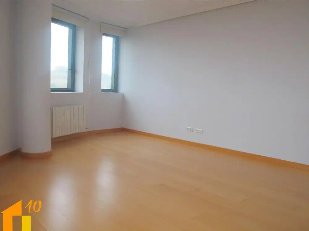 Habitación de Piso de alquiler en Burgos con Calefacción y Trastero