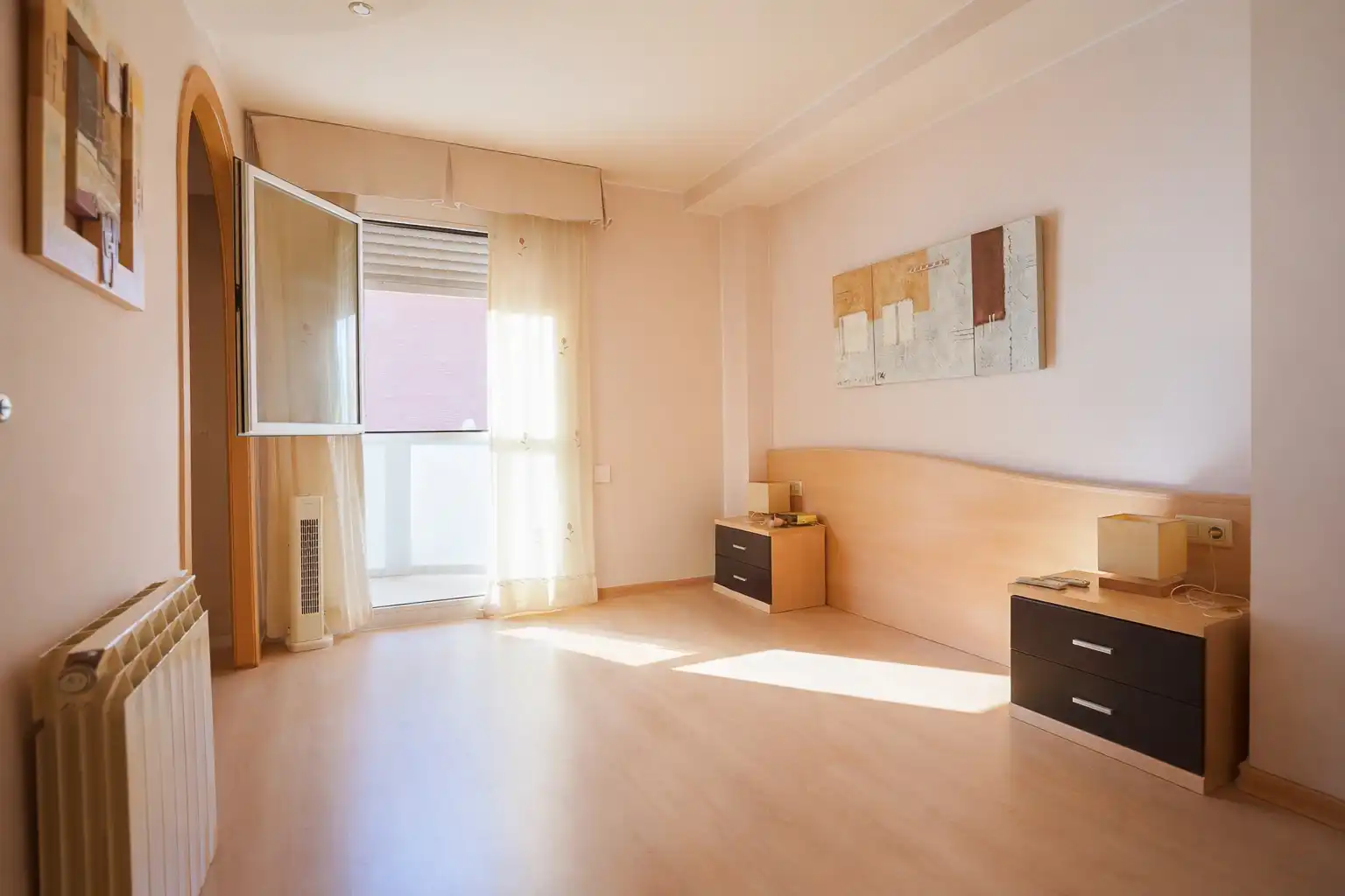 Schlafzimmer von Maisonette zum Verkauf in Reus mit Klimaanlage, Heizung und Privatgarten