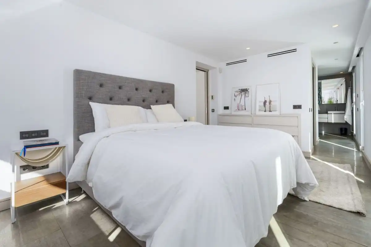 Chalet con piscina en venta en Nueva Andalucía, imagen 4