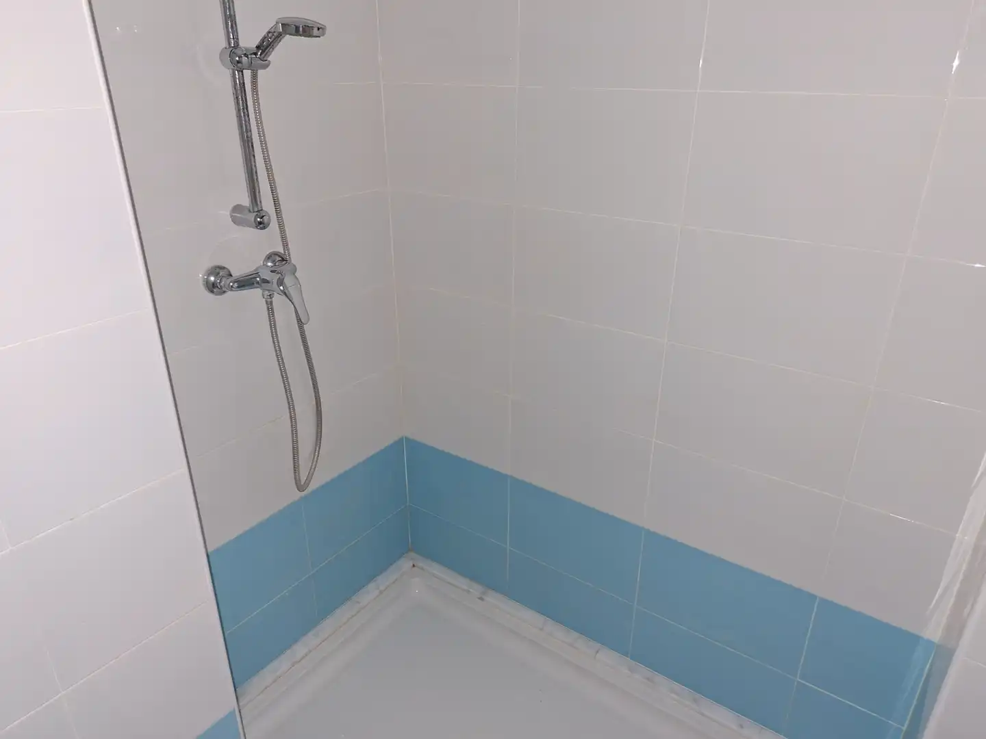 Bany de Pis de lloguer en Vila-real amb Moblat, Forn i Rentadora