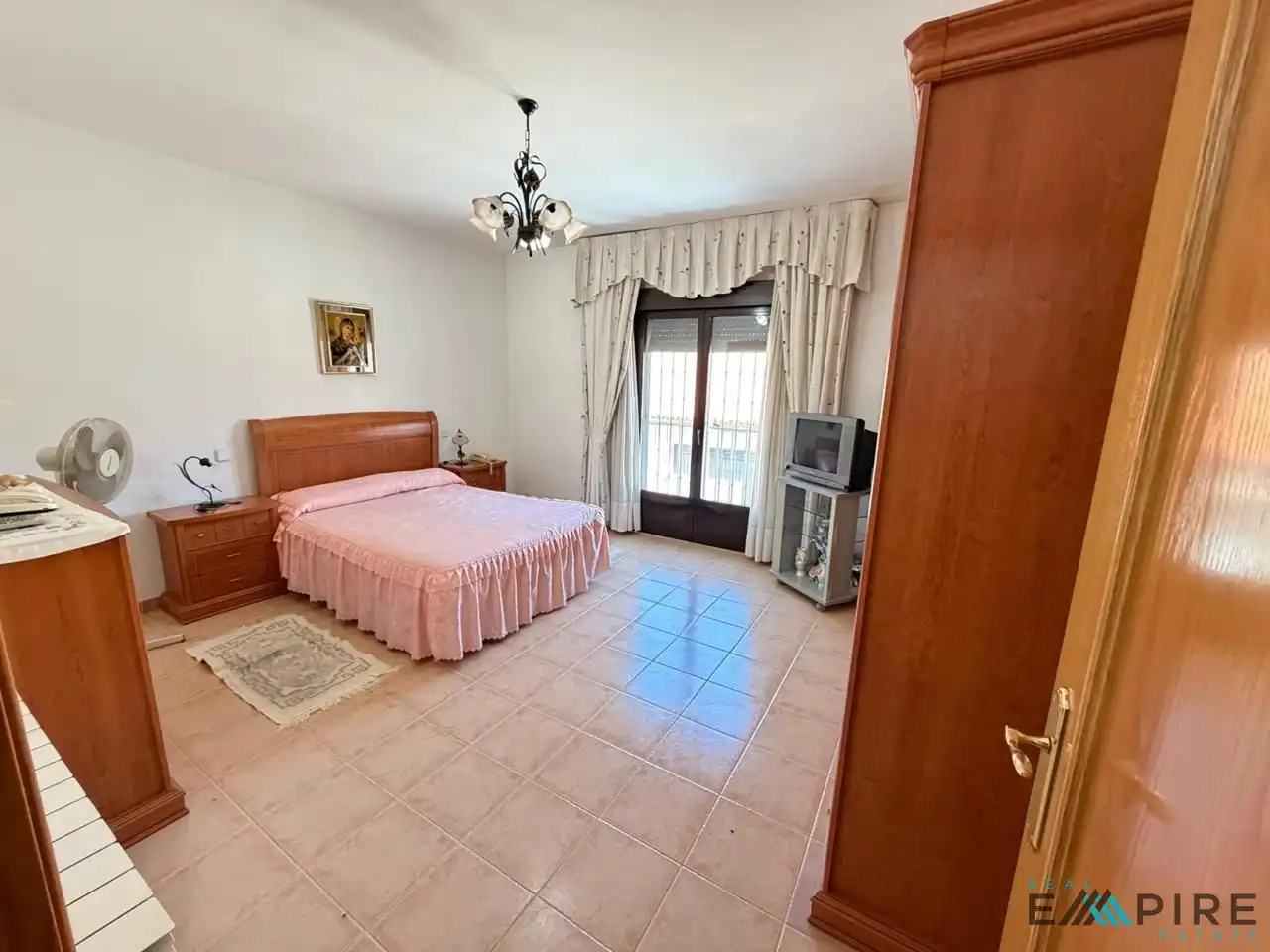 Dormitori de Casa adosada en venda en Los Yébenes amb Calefacció, Jardí privat i Terrassa