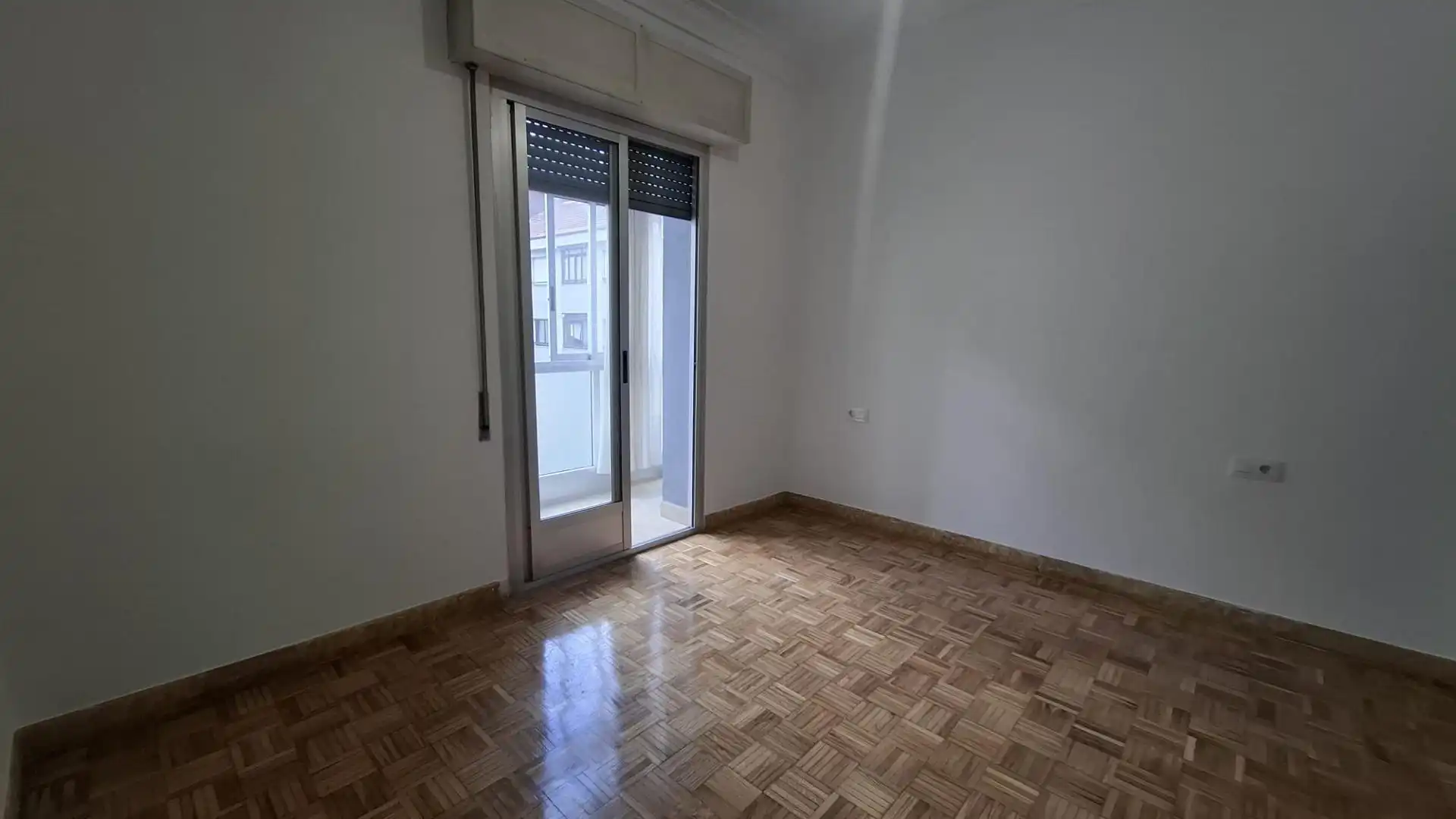 Bedroom of Flat for sale in Ourense Capital   with Parquet flooring, Storage room and Balcony