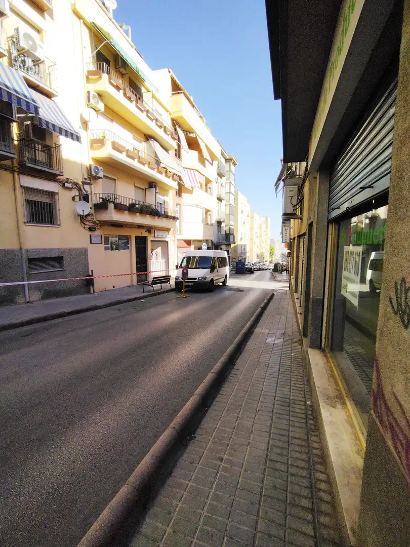 Locale commerciale in vendita a Calle Puerta del Sol 8, imagen 2