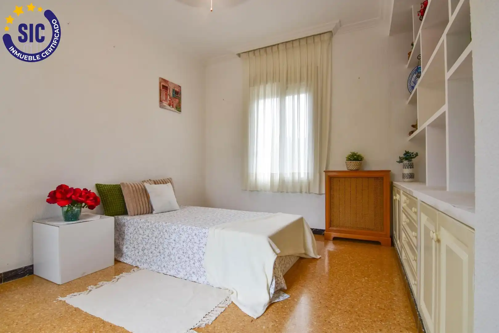 Habitación de Casa o chalet en venta en Torrent con Aire acondicionado, Jardín privado y Terraza