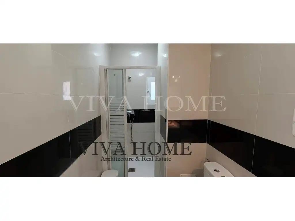 Bathroom of Houses for sale in Parla