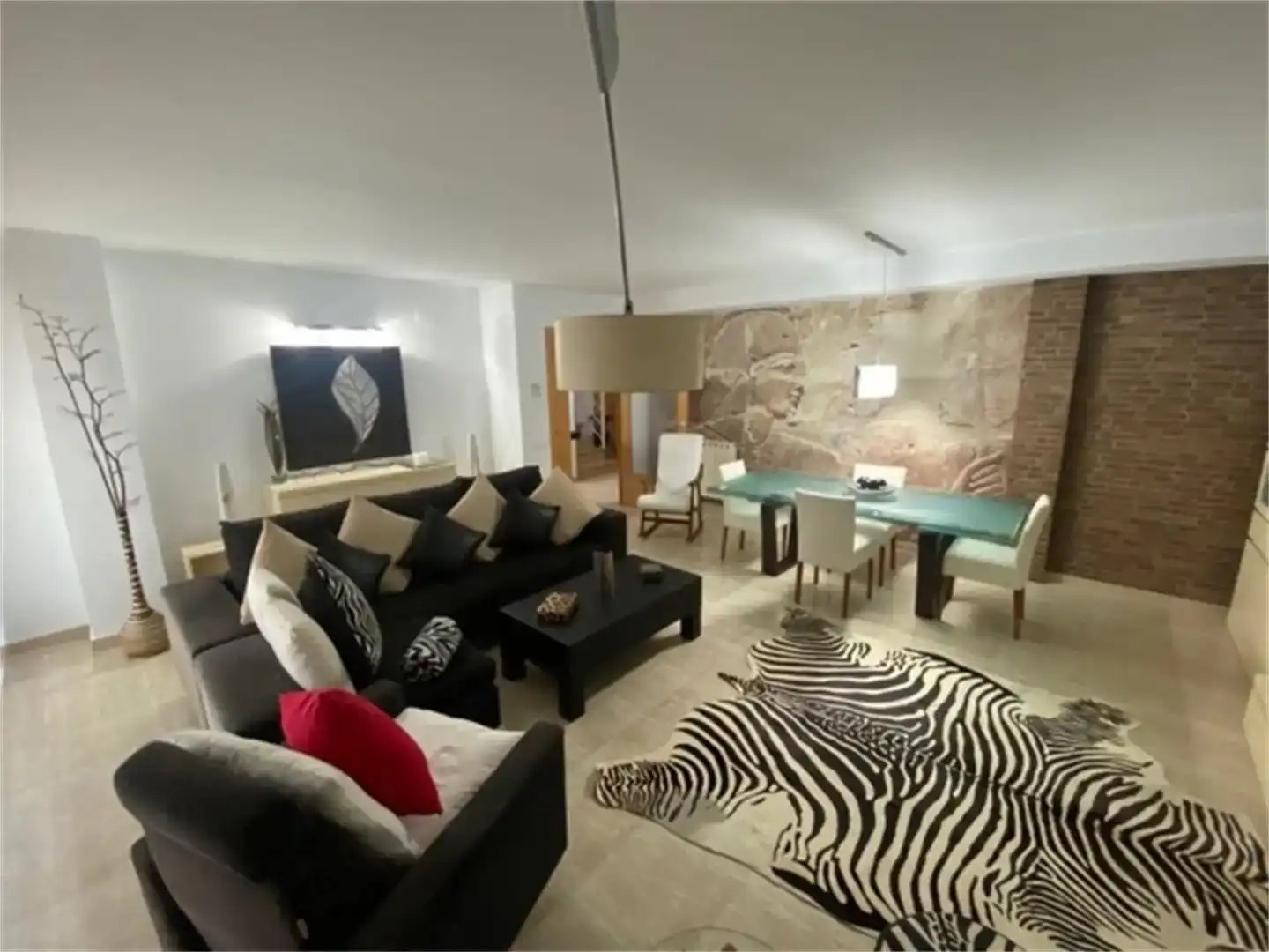 Sala d'estar de Dúplex en venda en Sant Cebrià de Vallalta amb Aire condicionat, Jardí privat i Piscina