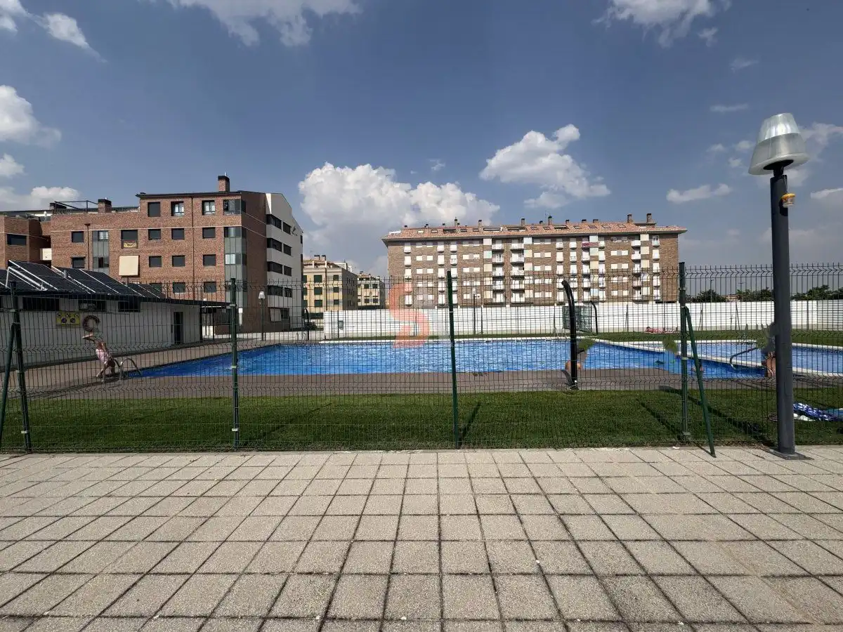 Wohnung zur Miete in JUAN DE LA CIERVA, Aranzana