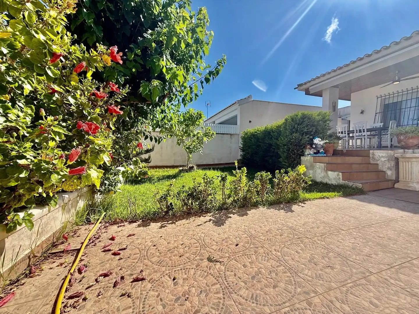 Jardí de Casa o xalet en venda en Orihuela amb Aire condicionat, Jardí privat i Terrassa