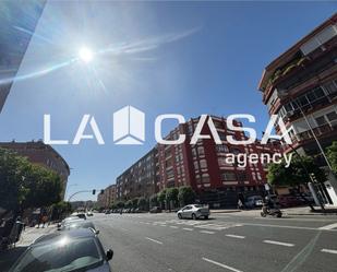 Exterior view of Flat for sale in  Sevilla Capital  with Terrace