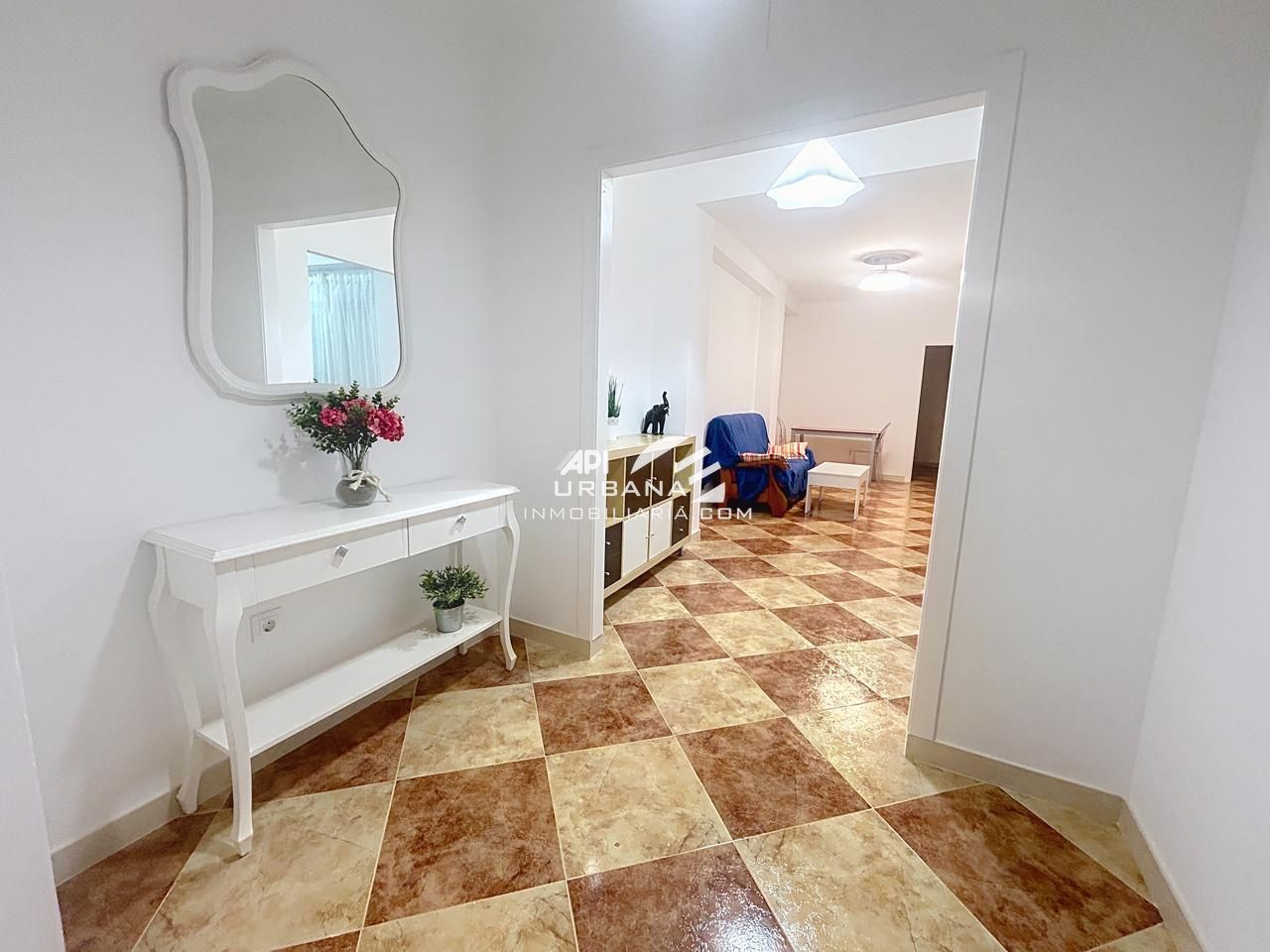 Piso en venta en Lucena con Balcón