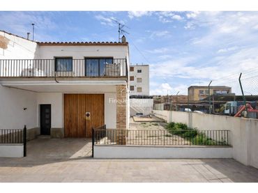 Casa in vendita a Calle Ramir Medir