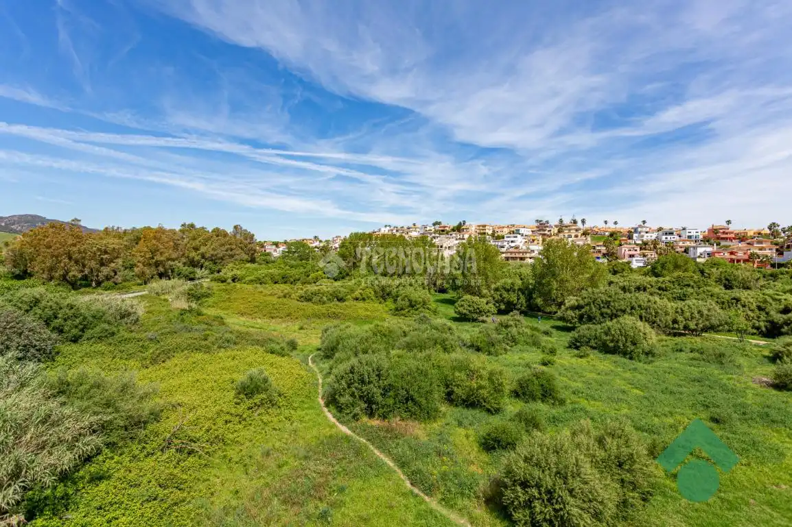 Piso en venta en Algeciras con Amueblado y Piscina comunitaria