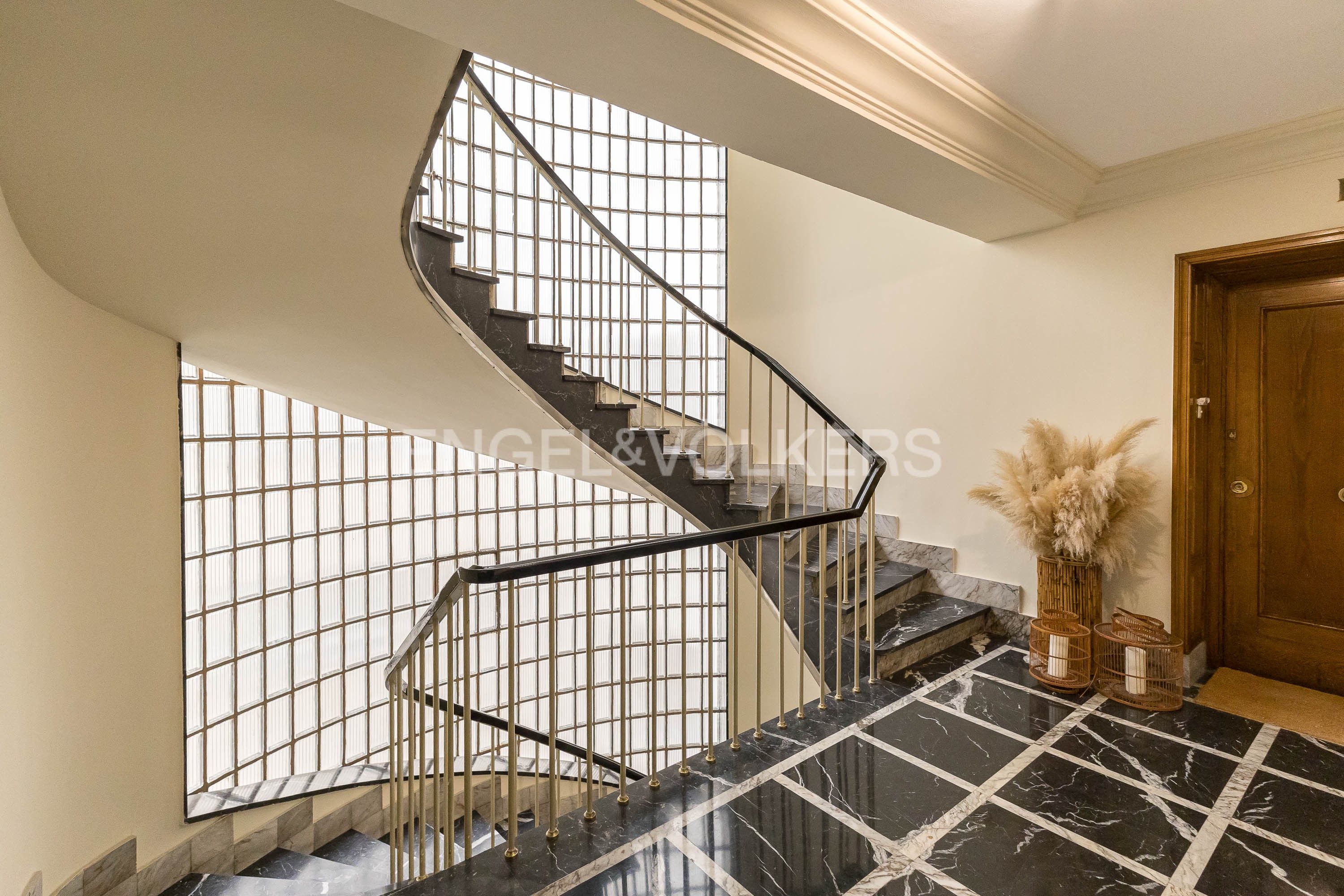 Apartment for sale in Calle de José Abascal, Ríos Rosas - Nuevos Ministerios