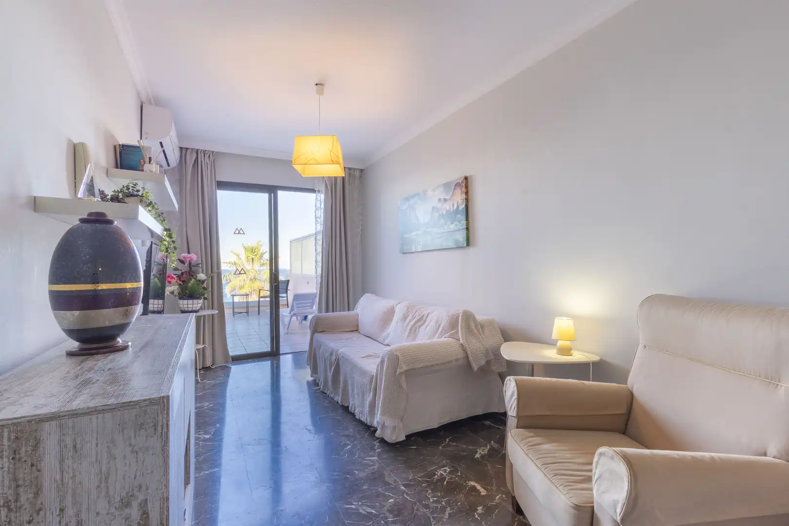 Sala de estar de Piso de alquiler en Santiago del Teide con Aire acondicionado, Calefacción y Terraza