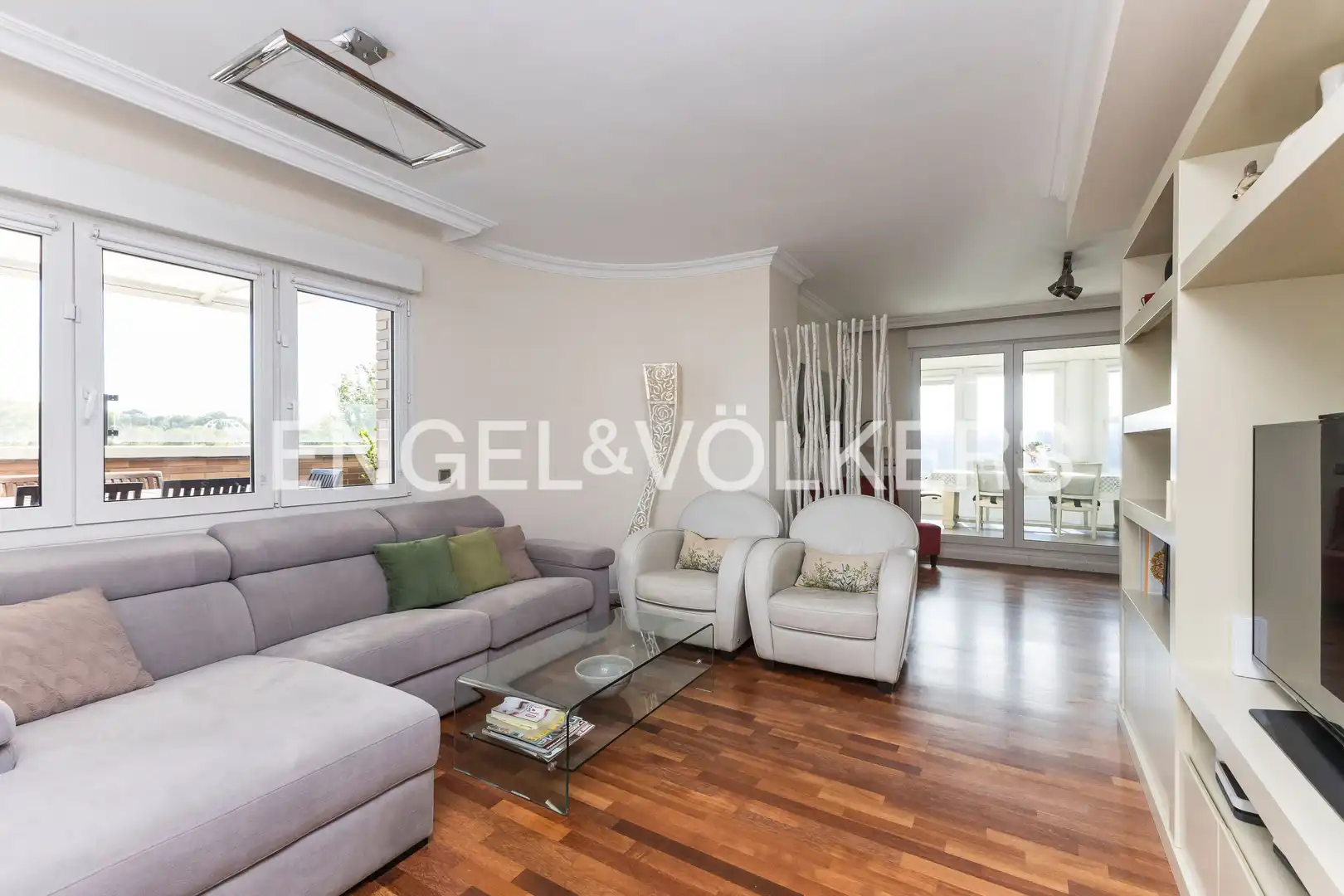 Sala d'estar de Àtic en venda en Madrid amb Aire condicionat, Calefacció i Terrassa