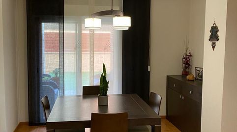 Foto 2 de Piso de alquiler en Estadi - Santa Anna, Vic