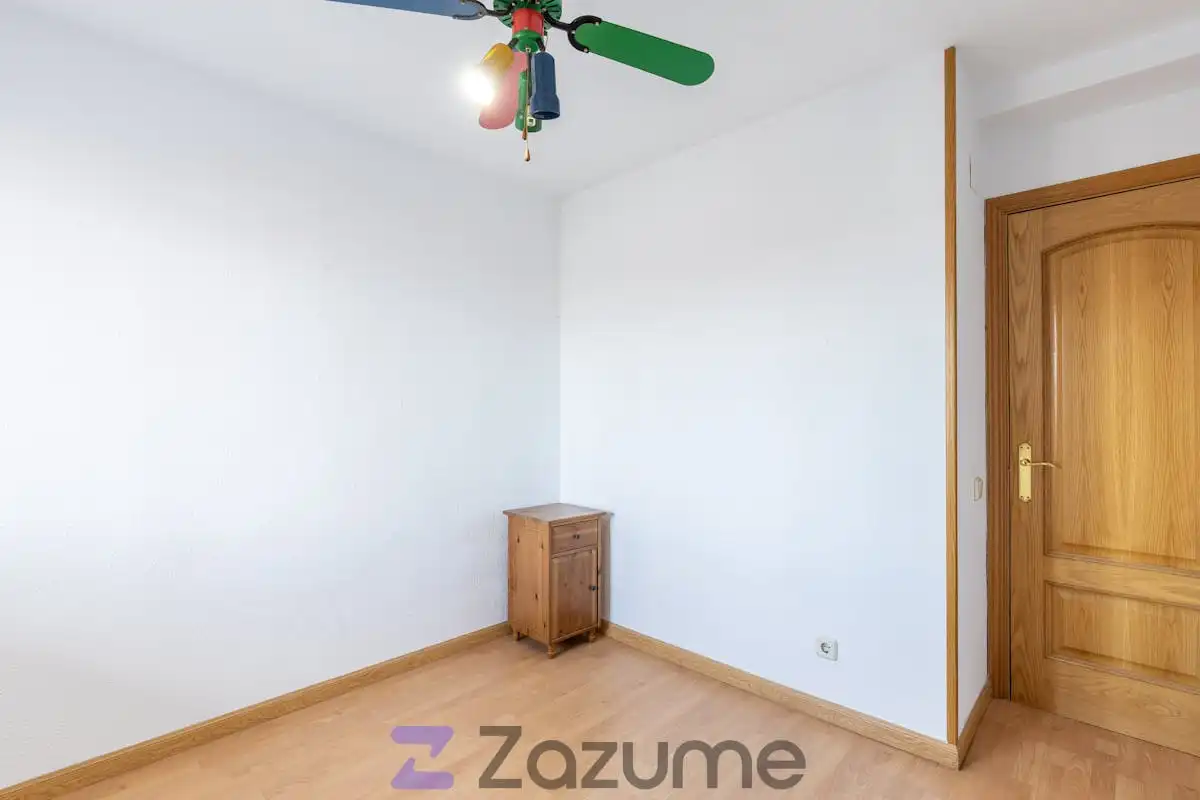 Wohnung zur Miete in Av. del Dr. García Tapia, Marroquina