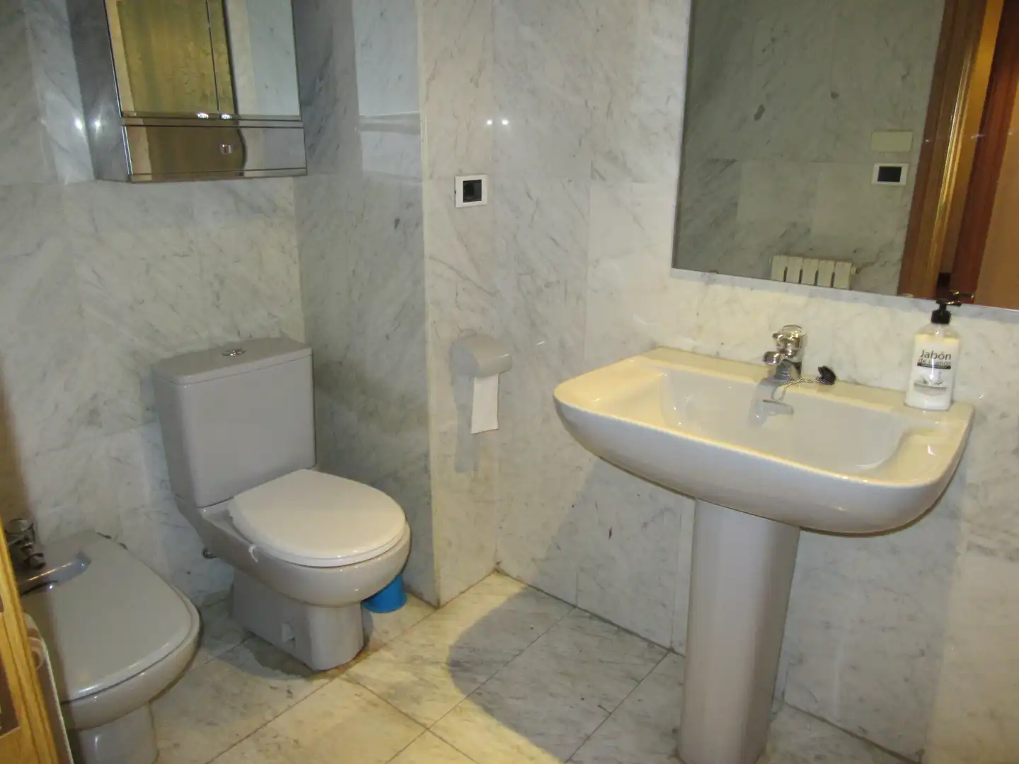 Baño de Piso de alquiler en Zaragoza con Calefacción, Amueblado y Lavadora