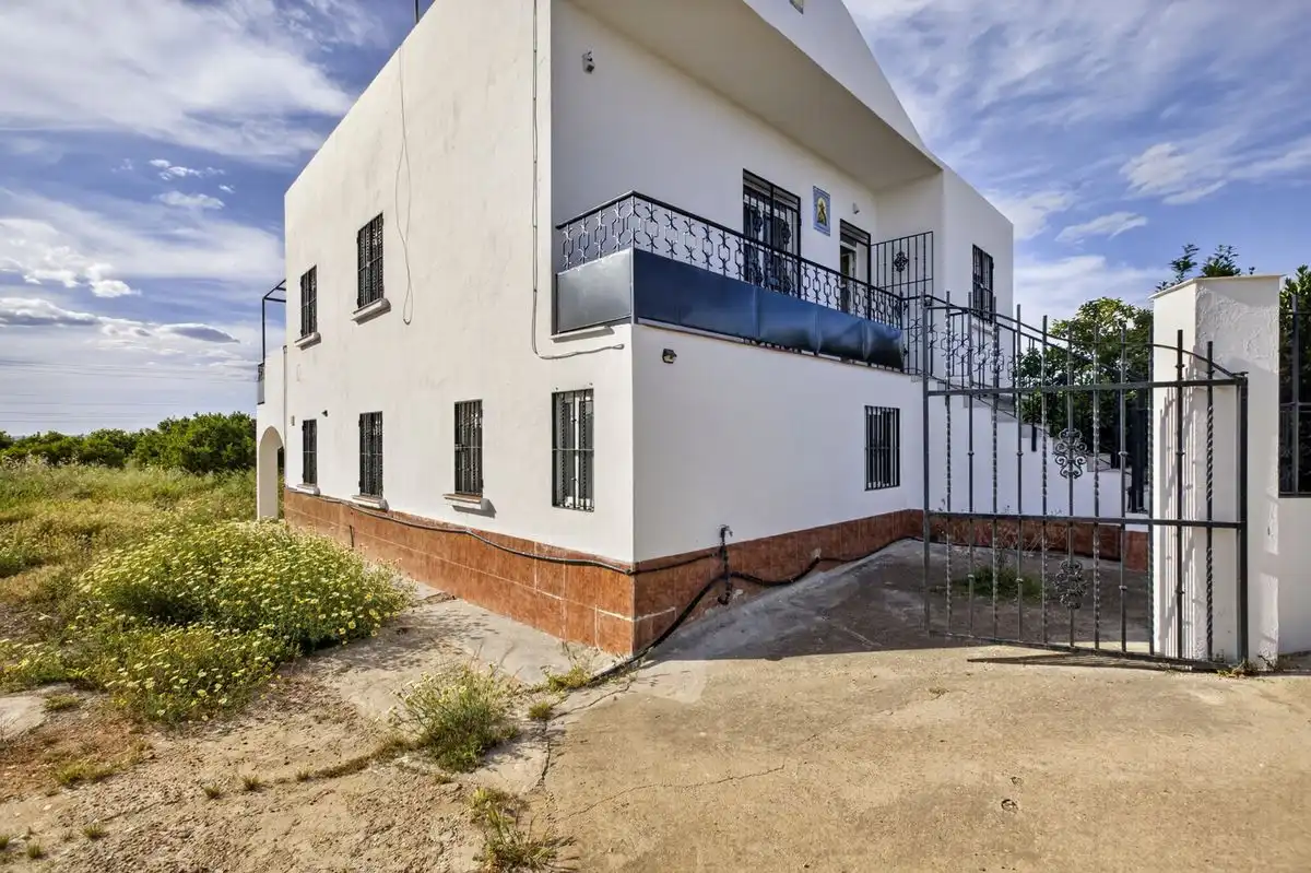 Casa rústica amb terrassa en venda a Carretera Sevilla-Brenes, imagen 33