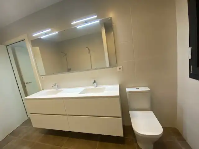 Bathroom of Houses for rent in Sitges  with Air Conditioner, Heating and Private garden