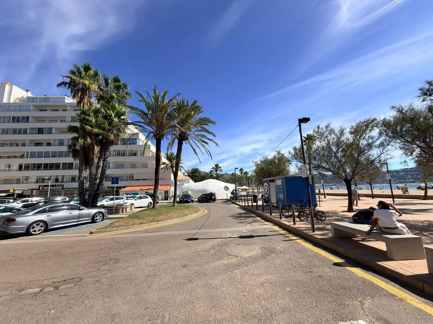 Aparcament de Apartament en venda en Roses amb Aire condicionat, Calefacció i Terrassa