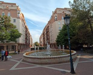 Vista exterior de Àtic de lloguer en  Granada Capital amb Aire condicionat, Calefacció i Terrassa