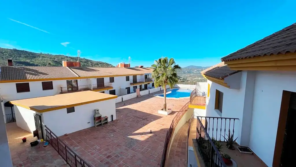 Exterior view of Flat for sale in Alcaucín  with Community pool