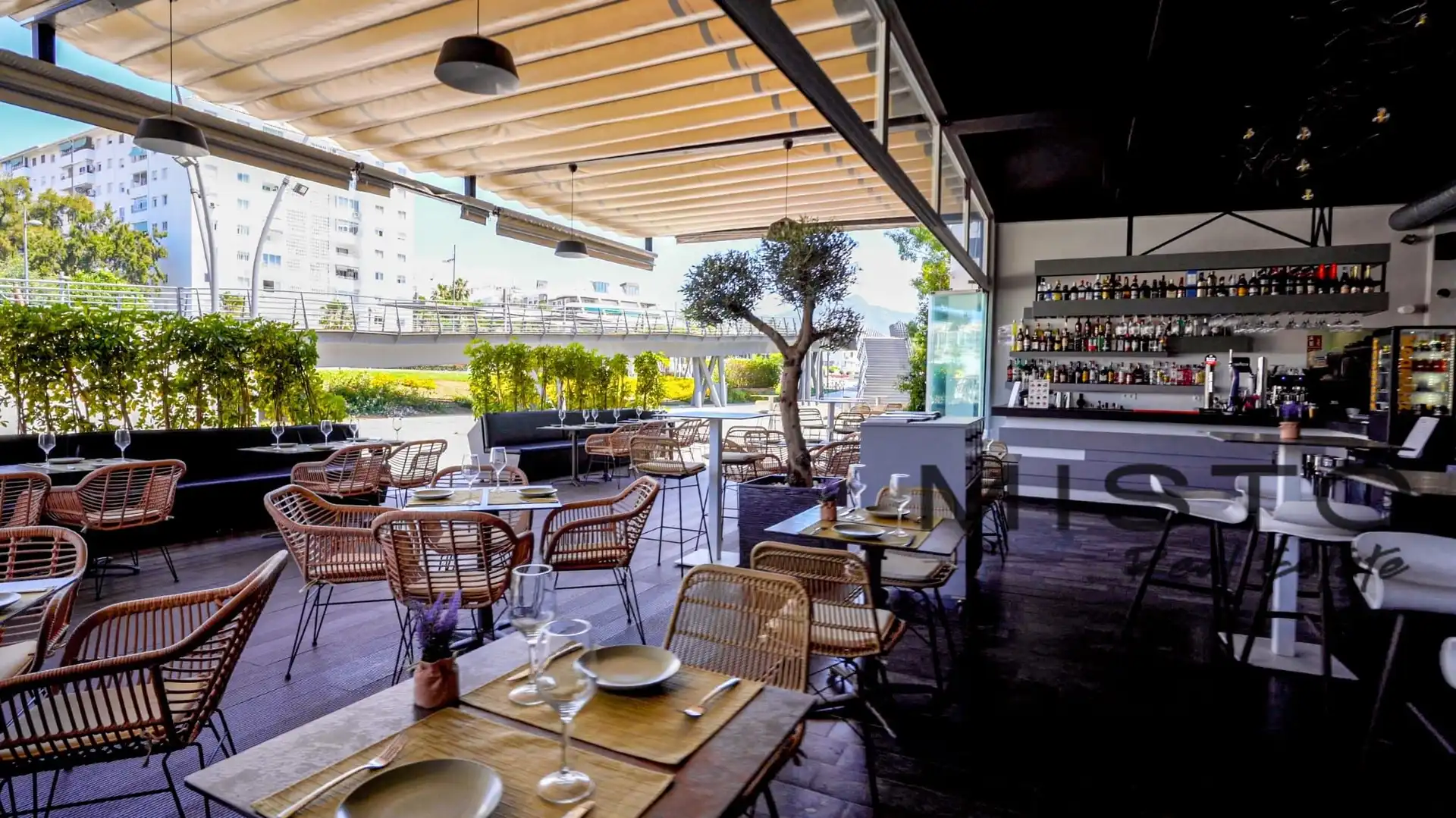 Business premises to rent in Av. Luis Braille