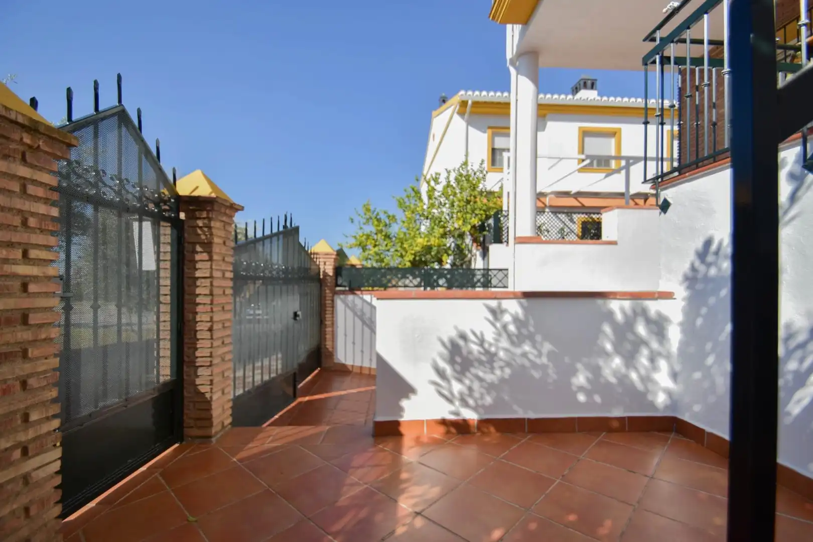 Vista exterior de Casa o chalet de alquiler en Cájar