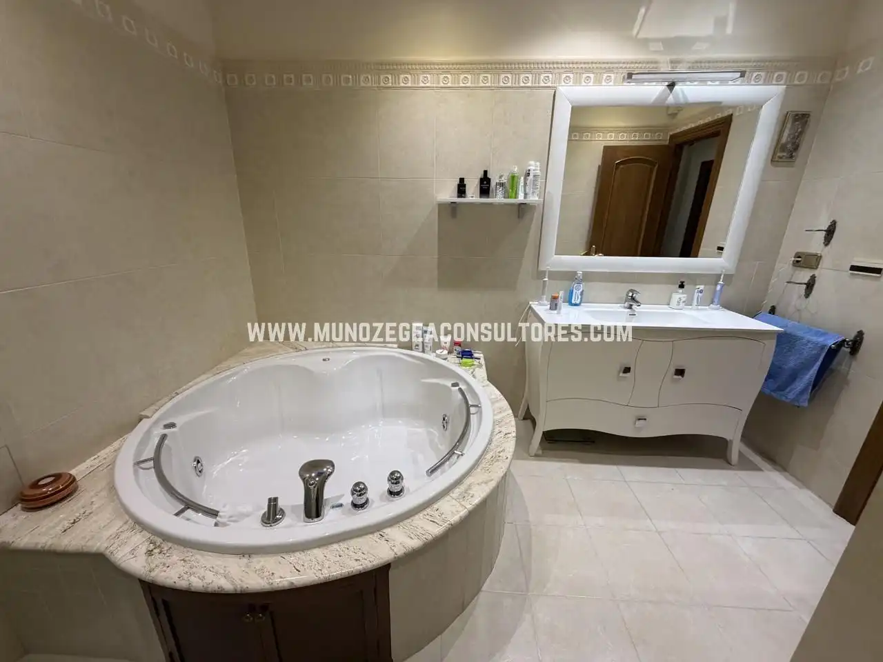 Bathroom of Houses for sale in Lucena  with Air Conditioner, Terrace and Storage room