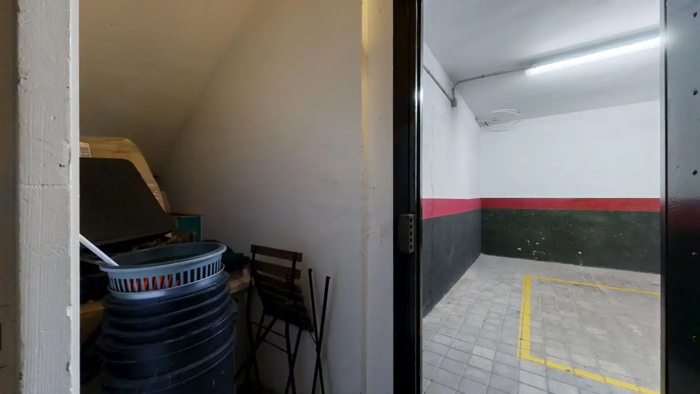 Office for sale in Madrid  with Air Conditioner, Heating and Storage room