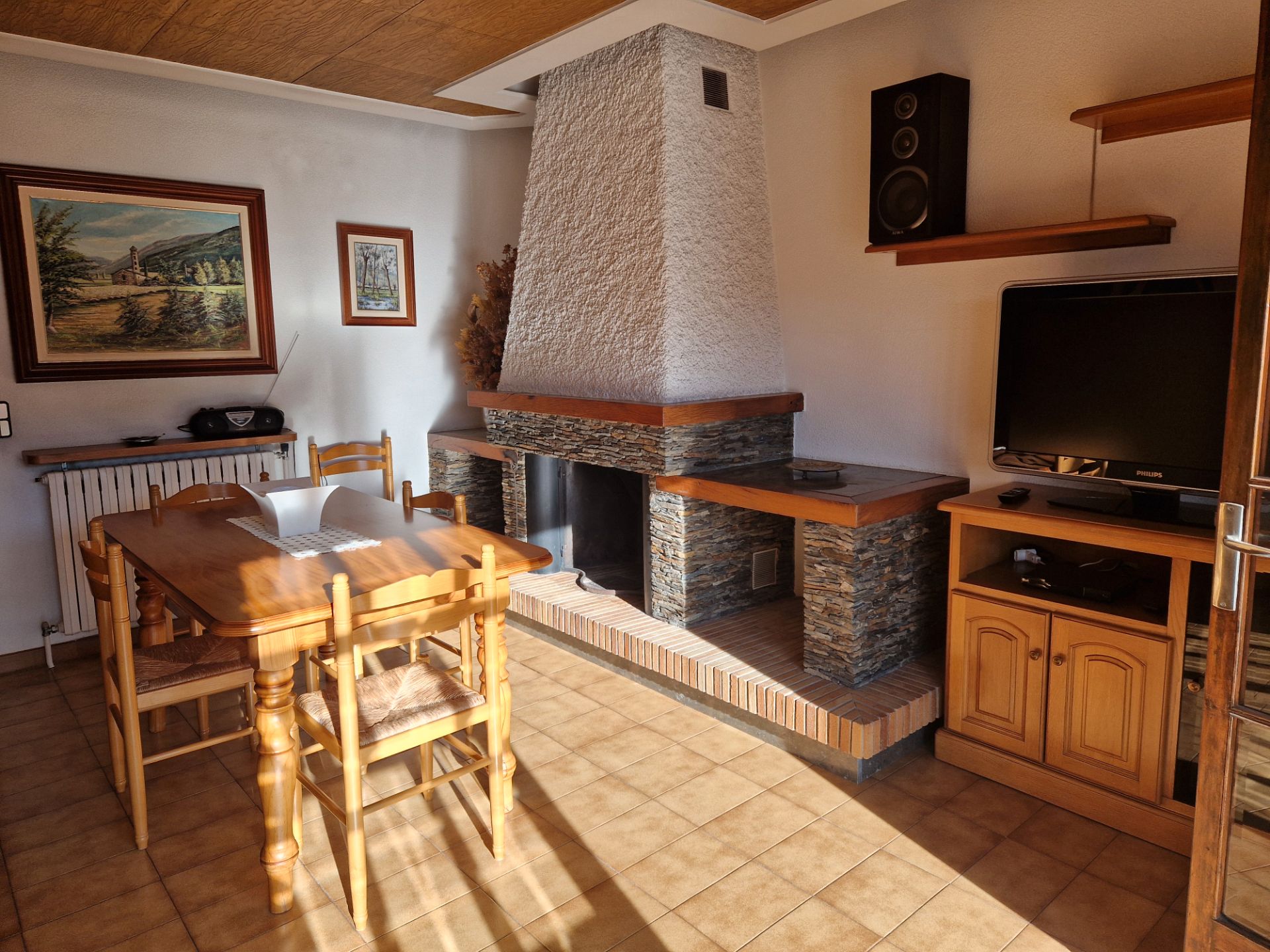 Living room of Single-family semi-detached for sale in Olot  with Heating, Private garden and Terrace