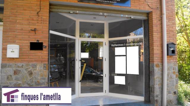 Local comercial en Alquiler en Avinguda Prat de la Riba en Bigues i Riells