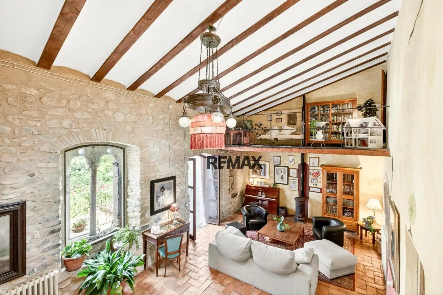 Wohnzimmer von Haus oder Chalet zum Verkauf in Esponellà mit Heizung, Privatgarten und Terrasse