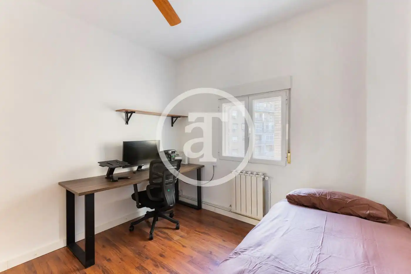Flat for rent in Calle de la Iglesia, Opañel