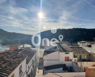 Vista exterior de Casa adosada en venda en Olocau amb Aire condicionat, Terrassa i Forn