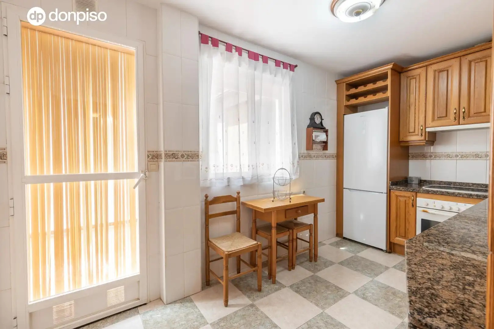 Reihenhaus zum Verkauf in Calle TVAL BLAS DE OTERO 4, imagen 6