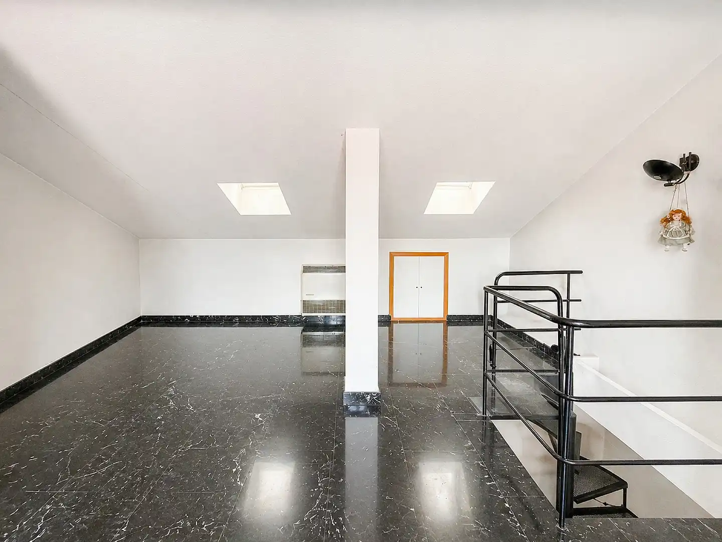 Dúplex en venda en Yecla amb Calefacció, Terrassa i Moblat