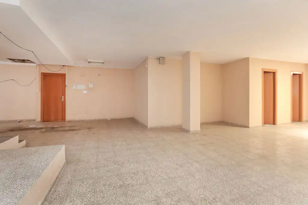 Local comercial en venta en MILA I FONTANALS, imagen 6