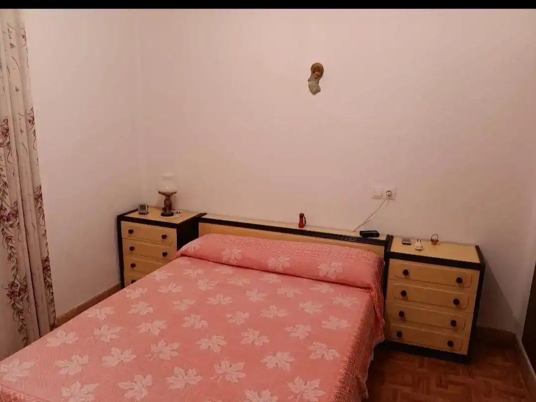 Dormitori de Casa o xalet en venda en Riego de la Vega